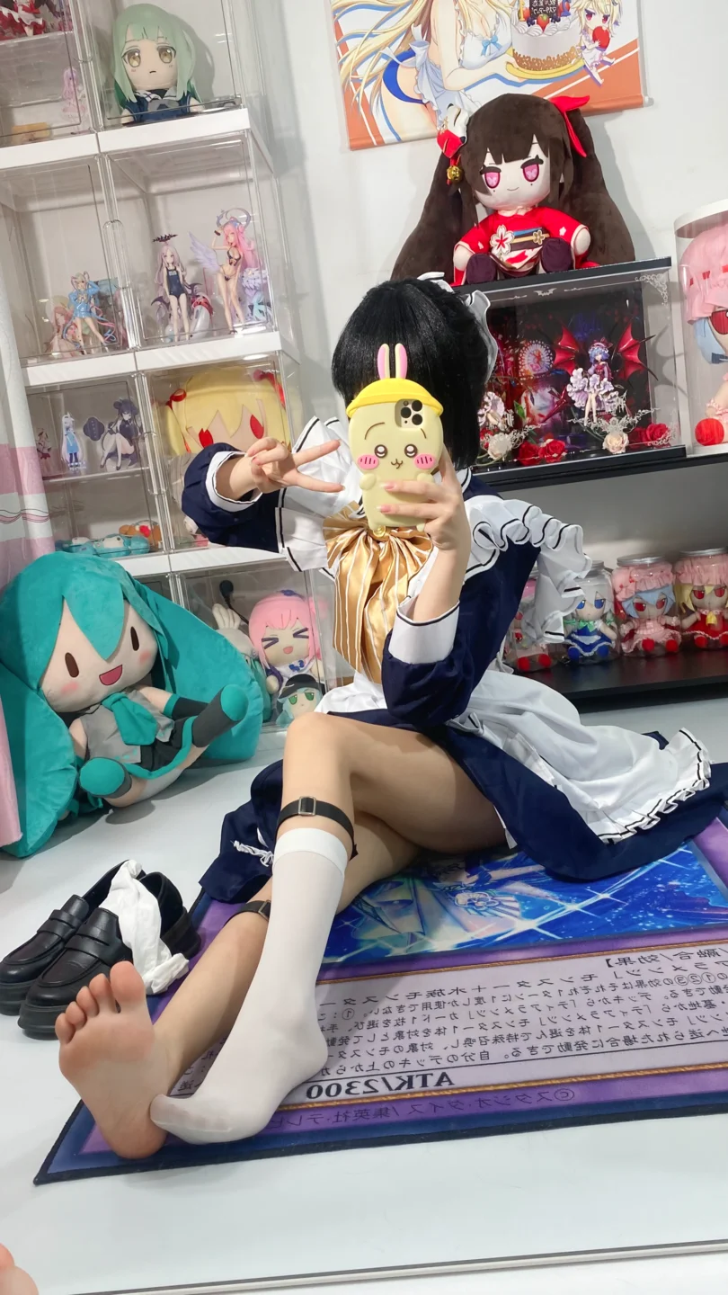 白栎Shirly - No.040 四季夏目 [66P,9V-1.58GB] tg@simisebaisi 【丝足阁】038.webp